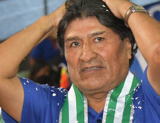 Evo Morales exige la renuncia de ministros bolivianos tras denunciar atentado