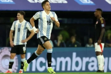 Argentina vuelve a la victoria, Brasil no reacciona ante renovado Uruguay