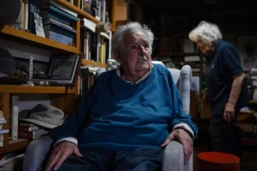 Mujica admite crítica «grosera» a Kirchner pero insiste en necesidad de renovación